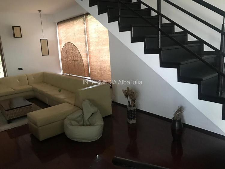 Casa D+P+E de inchiriat in Alba Iulia zona CETATE 350 mp si Teren 600 mp - 18