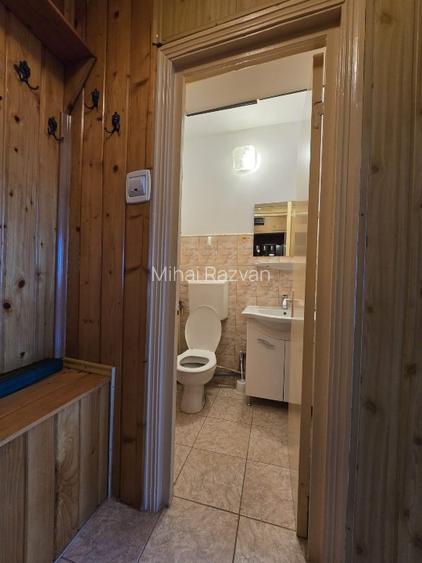 Apartament 3 camere, decomandat, etaj 3/4, mobilat, centrala gaz, termen lung - 12