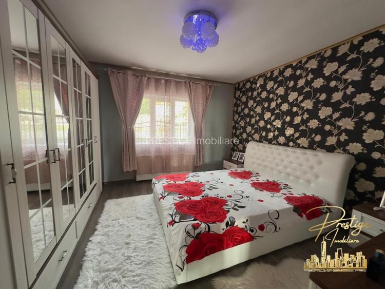 Casa cu anexe si teren de 1000 mp de vanzare in comuna Spinus-Bihor - 9