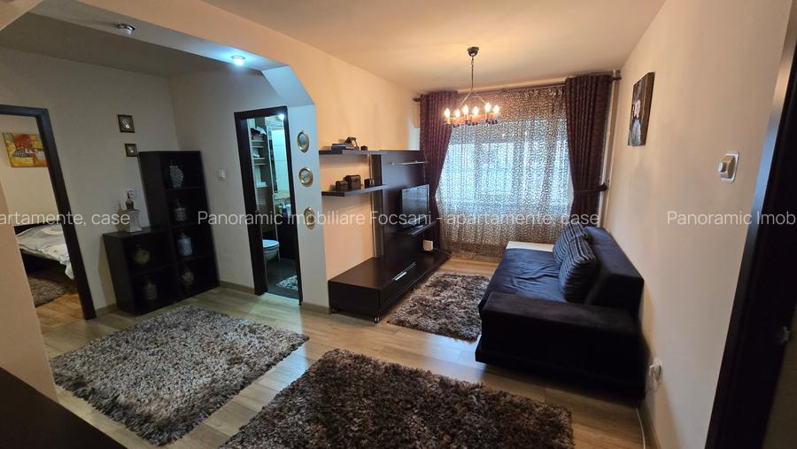 Apartament 3 camere, etajul 1, ultracentral Focsani - 3