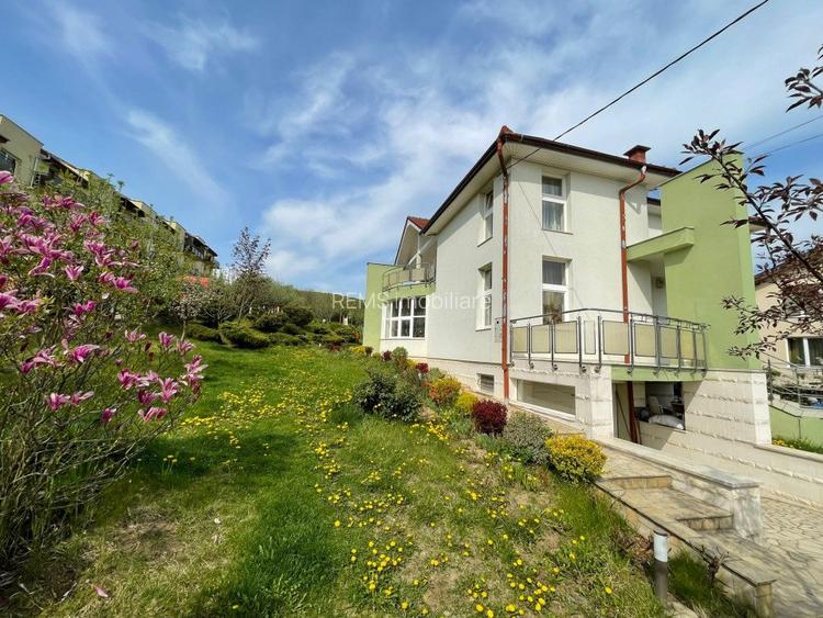 Repozitionare de pret - Vanzare imobil sediu de firma – Teren Generos de 2150 mp - 3