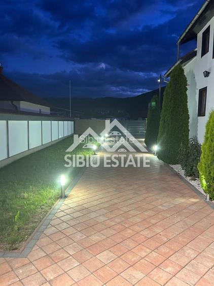 Casa Spectaculoasa Semipasiva cu teren de 1.000 mp.de vanzare in Orlat - 12