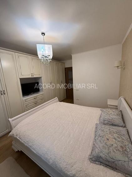 Apartament 3 camere Casa de Cultura - 4