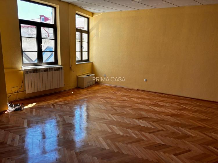 Spatiu comercial de inchiriat ultracentral finisaje premium Chirie: 12-15 mp neg - 5