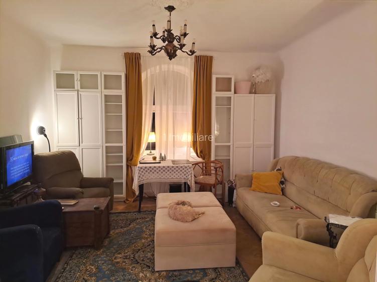 Ultracentral, casa cocheta pe o strada speciala! - 16