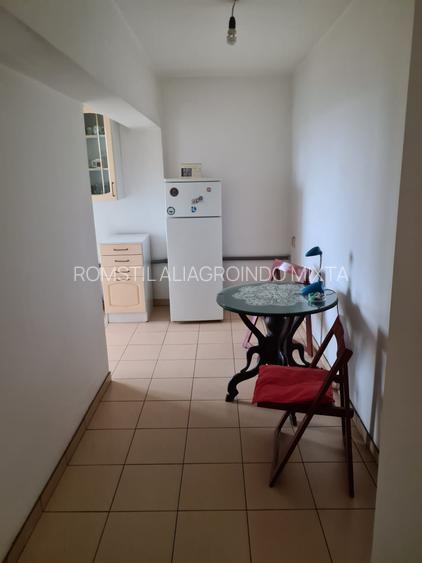 Bulevardul Unirii - 7