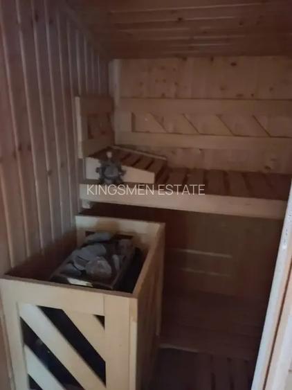 Resedinta cu 8 camere in Orasul Breaza - 20