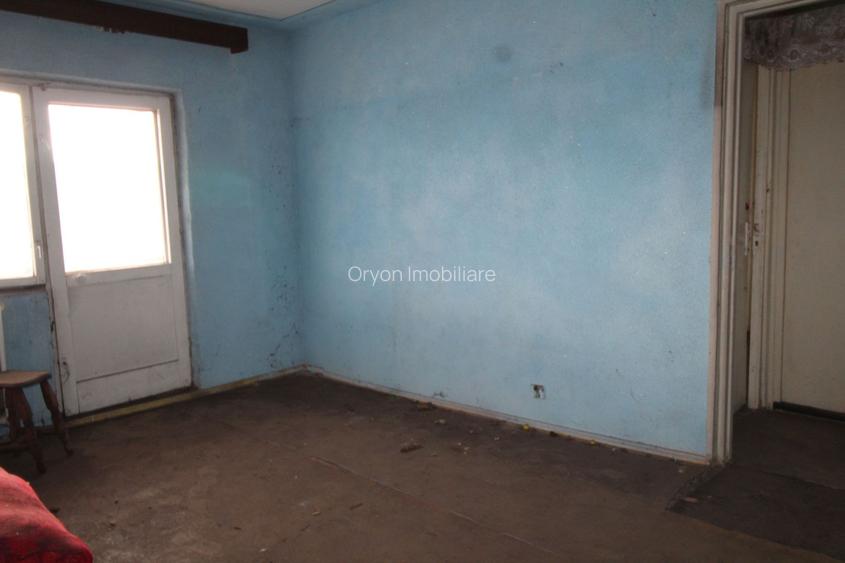 Apartament 2 camere, 48 mp, etaj 3,  ultracentral,   Rovinari - 3