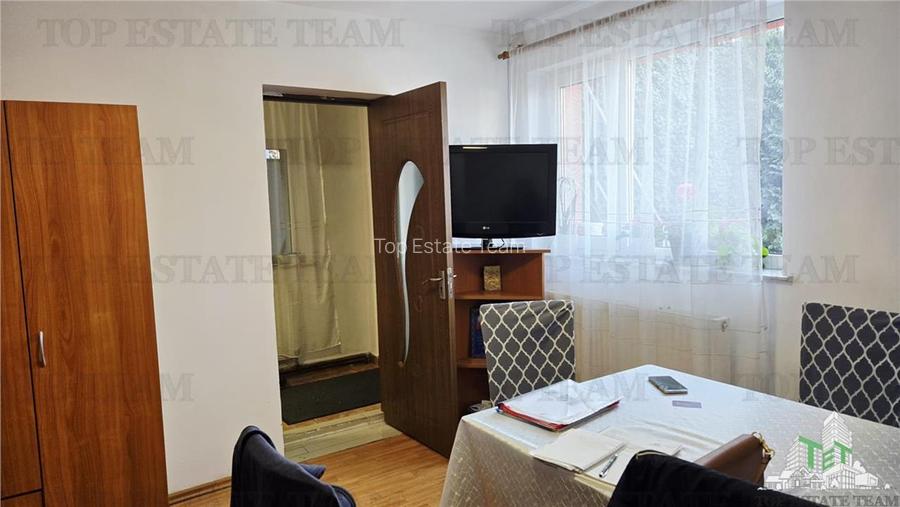 Casa cu 5 camere si 2 bai in zona Giulesti- sector 1, disponibila imediat - 19