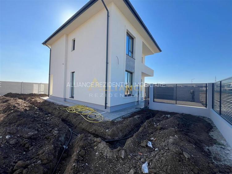 Vila individuala/ 4 camere /3 bai teren 350mp - 6