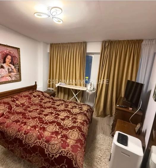 PANTELIMON, LANGA MEGA MALL, - 14