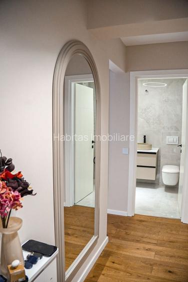 Apartament ultrafinisat, 2 camere, etaj 3, garaj, zona Vivo - 13