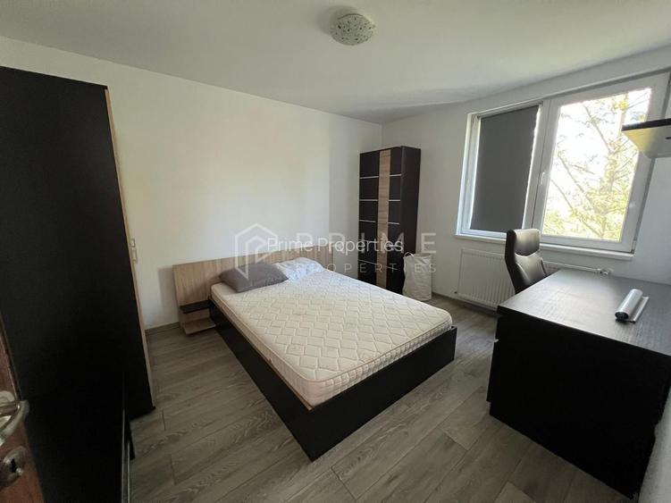 Apartament penthouse cu 4 camere de vânzare în Cornișa - 2