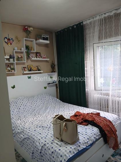 Apartament 3 camere de vanzare Lujerului