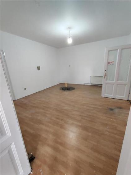 Spatii Birouri - 1200 mp - Zona Centrala