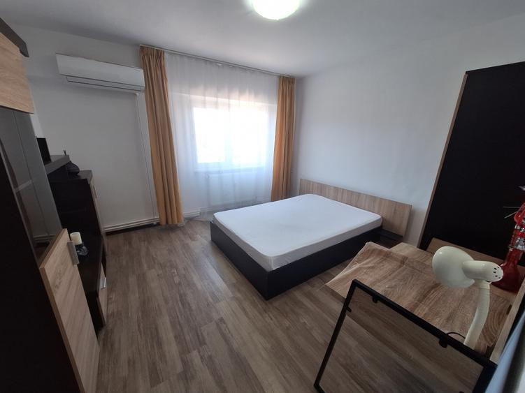 Apartament 1 Camera Bloc Salcia 28mp Etaj 3 Mobilat CT AC 300Euro