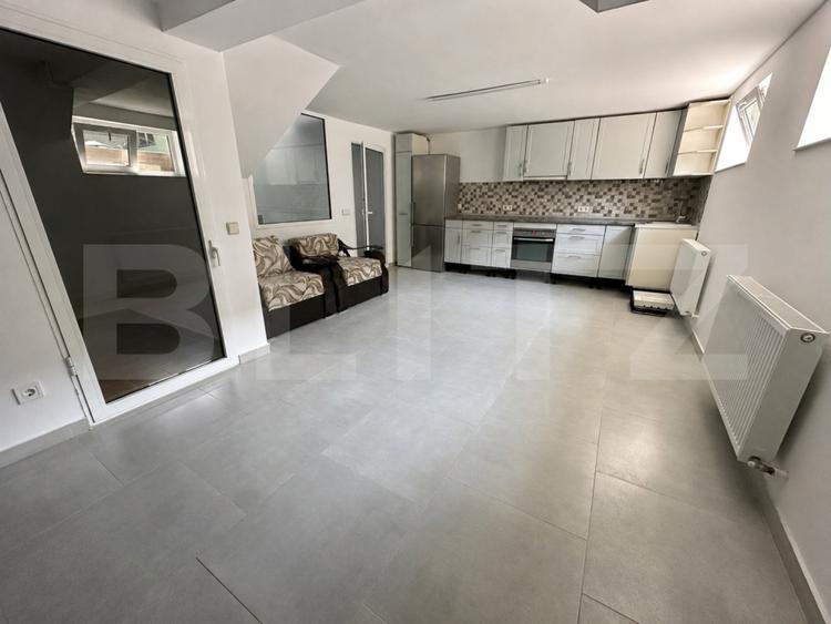 Apartament la casa de vanzare, 76 mp, zoan Codlea