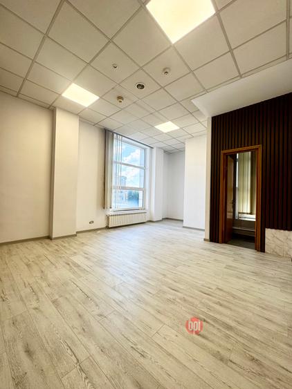 SE INCHIRIAZA Birouri de diferite marimi, ultracentral in FALTICENI, jud.Suceava