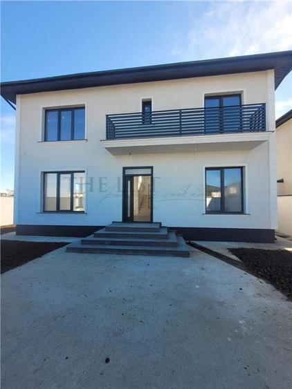De Vanzare | Vila cu 5 camere | Tunari