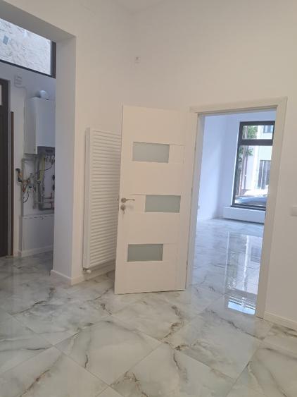 Spațiu Comercial, str.Lanariei 79, Tineretului