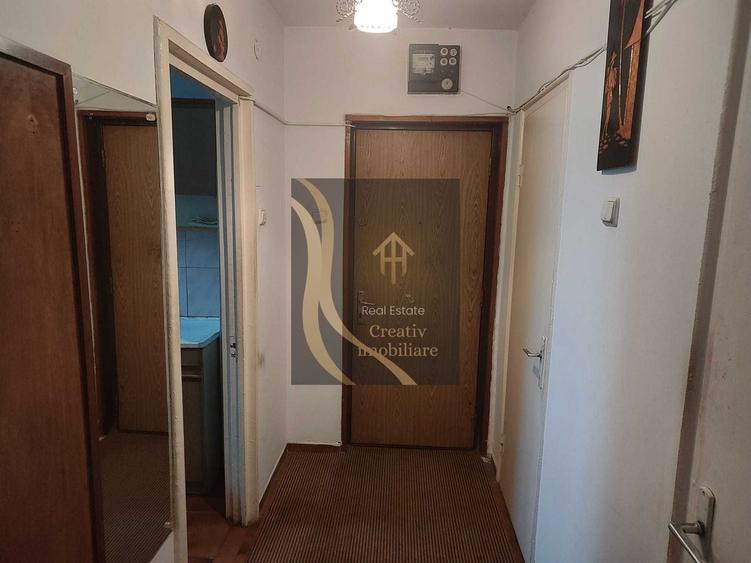 Apartament de 3 camere în sector 3, zona str. Câmpia Libertății