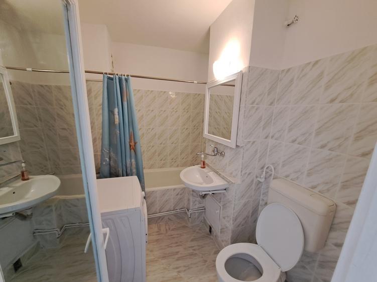Inchiriez apartament 2 camere, decomandat, Tg. Mures, Tudor, zona Fortuna
