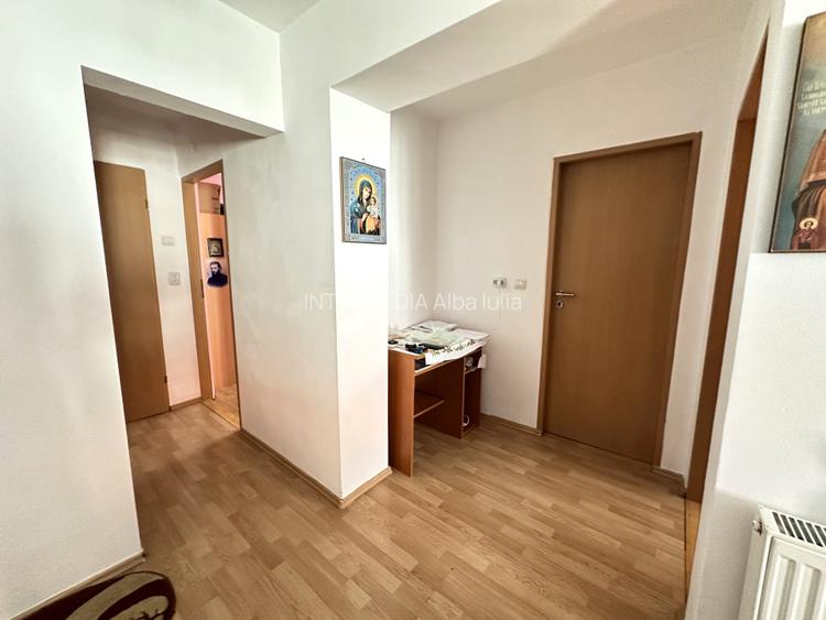 OKAZIE! Apartament 3 camere Decomandat 2 Bai si Balcon Mare CETATE Stadion - 5