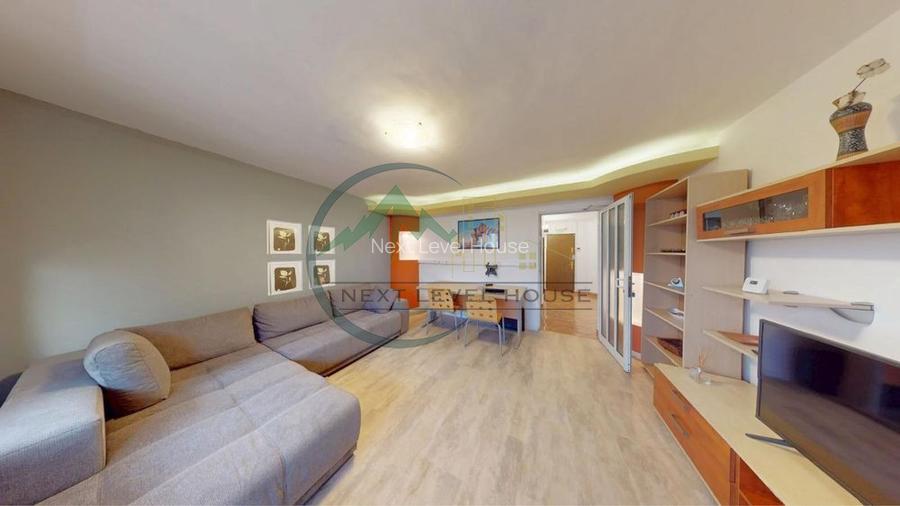 Apartament 3 camere, structura mare, etaj 1, Astra