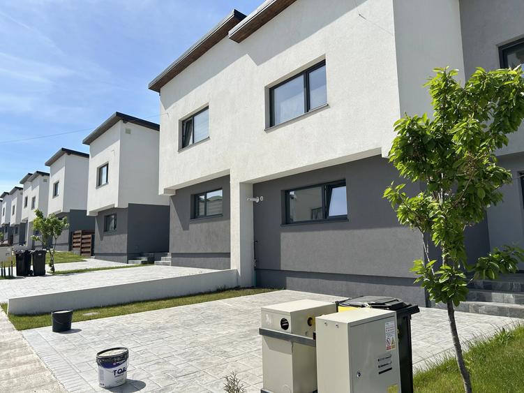 Comision 0% Casă cu dormitor/ birou la parter, 5 camere. Popas Pacurari