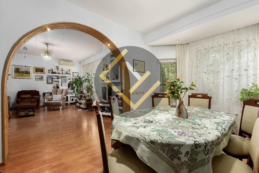 Bucureștii Noi Damaroaia Vilă individuala Elegantă teren 557mp