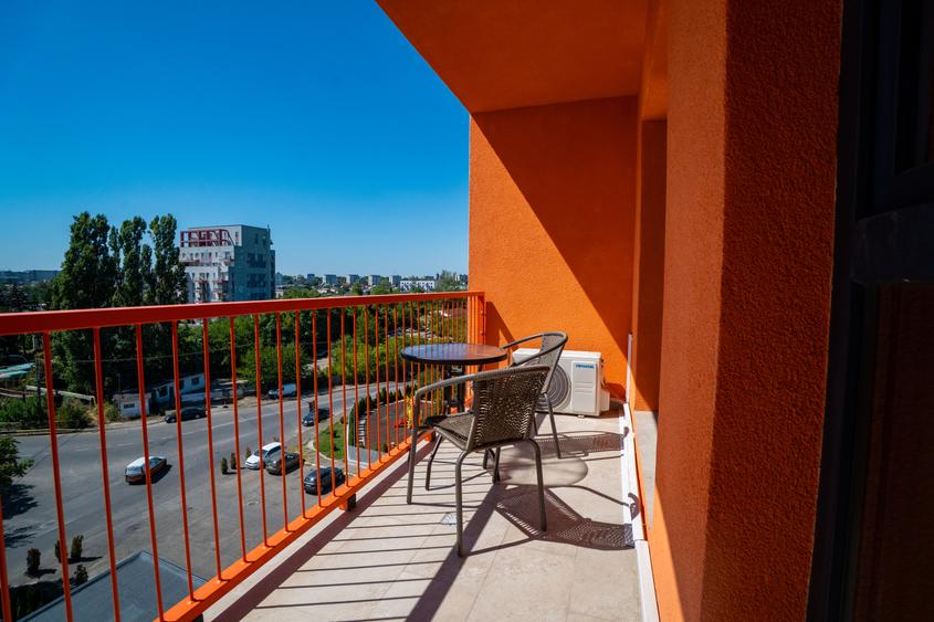 Apartament 3 camere    -prima inchiriere/cartier rezidential-Real Resort