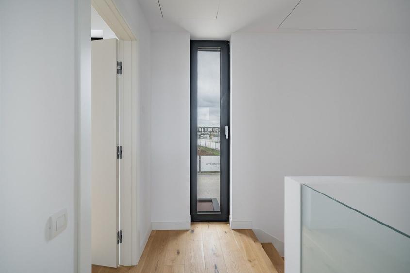 Vila duplex cu 3 camere - preluare leasing