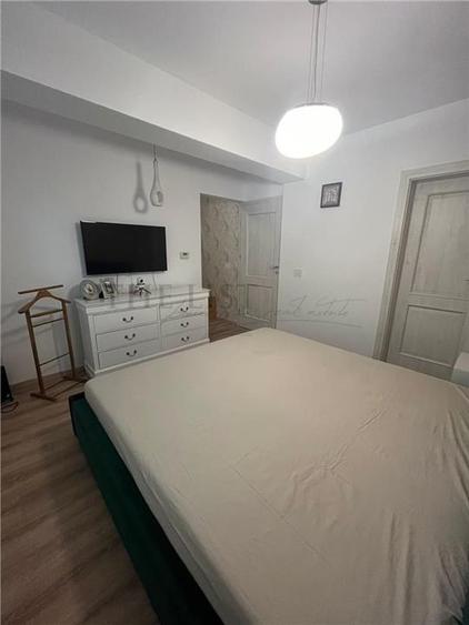 Vila Otopeni cu piscina si teren 1000 mp