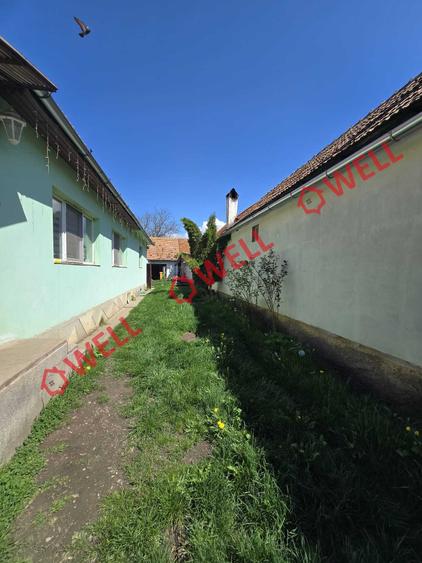 Casă familială de vânzare în Coșeni!