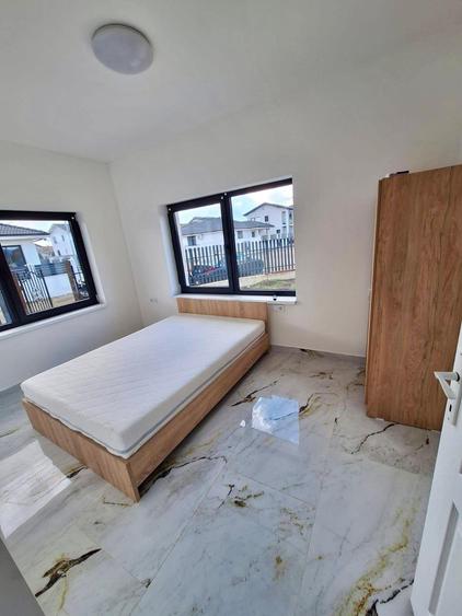 Casā modernă de vânzare, 3 camere, 2 băi, zona Cetate