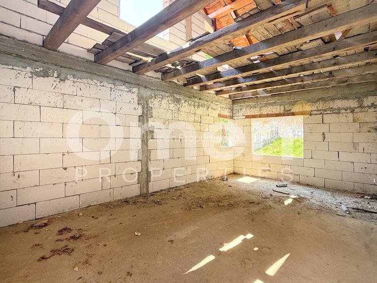Casa la rosu de 304 mp utili, in Baita,Maramure-colț de rai într-o zonă retrasă - 6