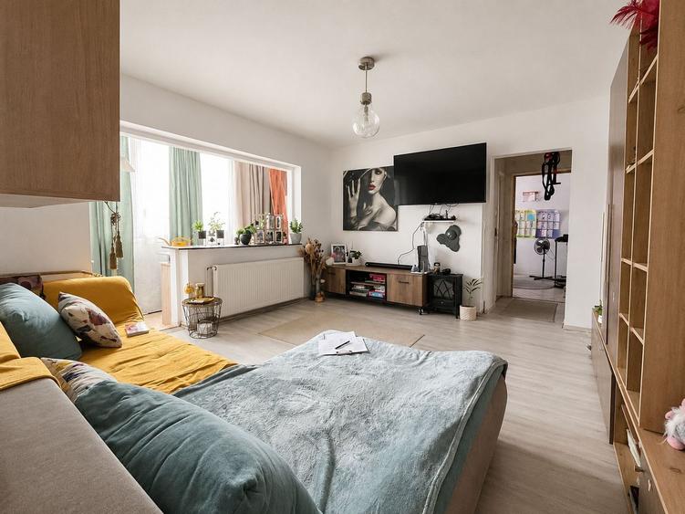 Apartament cu 2 camere de vânzare în zona Sagului - Comision 0%
