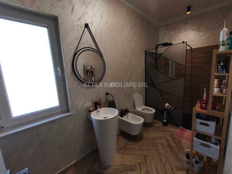 Mosnita Noua vila cu PISCINA 340000 euro - 11