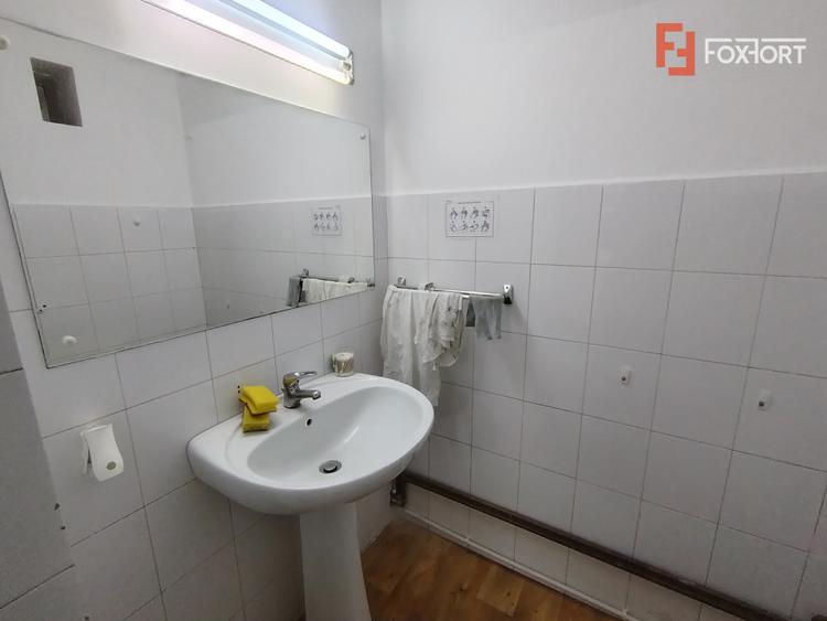 Spatiu comercial cu 3 incaperi de inchiriat in zona Spitalul Judetean