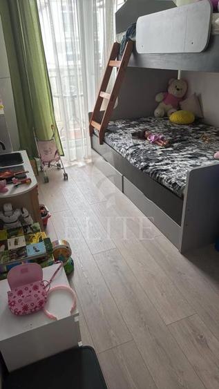 Apartament 3 camere în zona STRAZII OASULUI