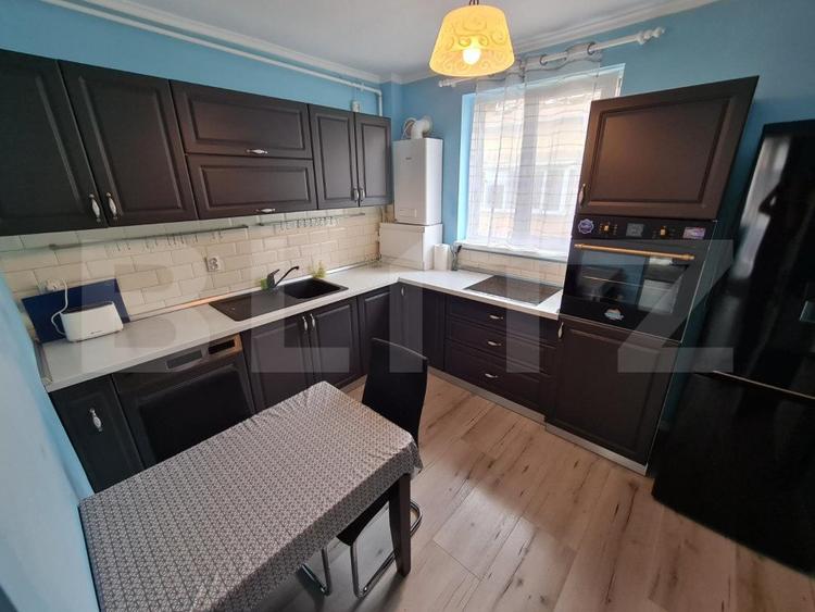 Apartament modern, 3 camere, etaj 2, zona Sesul de Sus