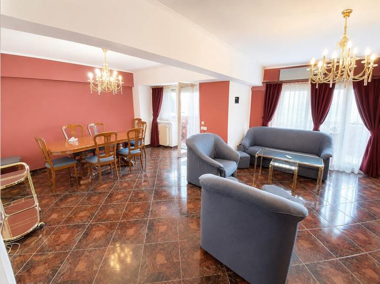 Unirii duplex mobilat, are sauna si terasa inchisa