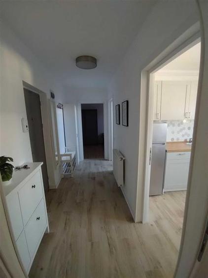 Apartament decomandat cu 2 camere zona Doamna Stanca
