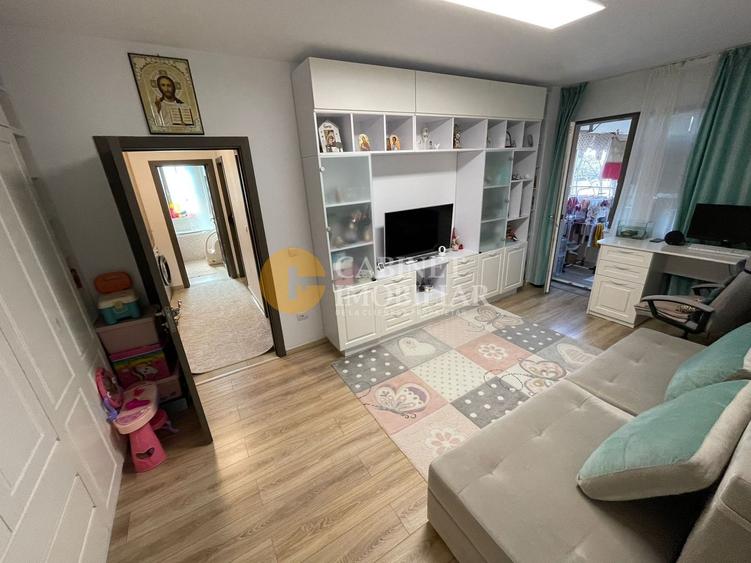 TATARASI - BLOC NOU INTABULAT - ETAJ INTERMEDIAR - 2 CAMERE - MOBILAT SI UTILAT