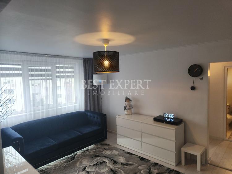 Apartament 3 camere | Etaj 4/8 | Metrou 1 Decembrie 1918 | Acte gata