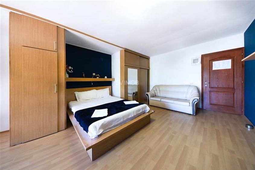 Vanzare Vila Pensiune 9 camere zona Mamaia Nord langa plaja - 26