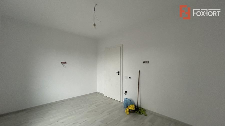 COMISION 0% Duplex cu 3 camere si teren de 287 mp, Sanandrei
