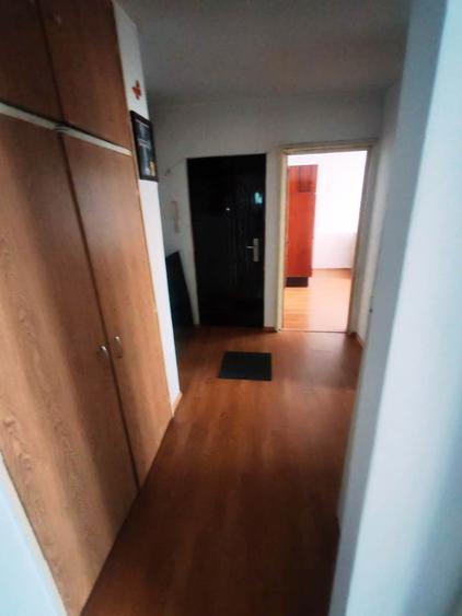 Rahova - Caporal Ilina - Apartament 2 camere confort 1 , decomandat - Anul 1986