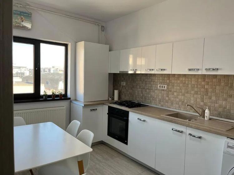Tomis plus-apartament 3 camere 110 mp cu loc de parcare