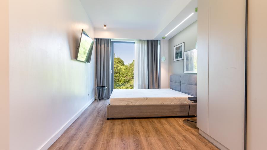 Apartament modern 3 camere, complex Vivido, 2 bai, balcon,parcare subterana,boxa